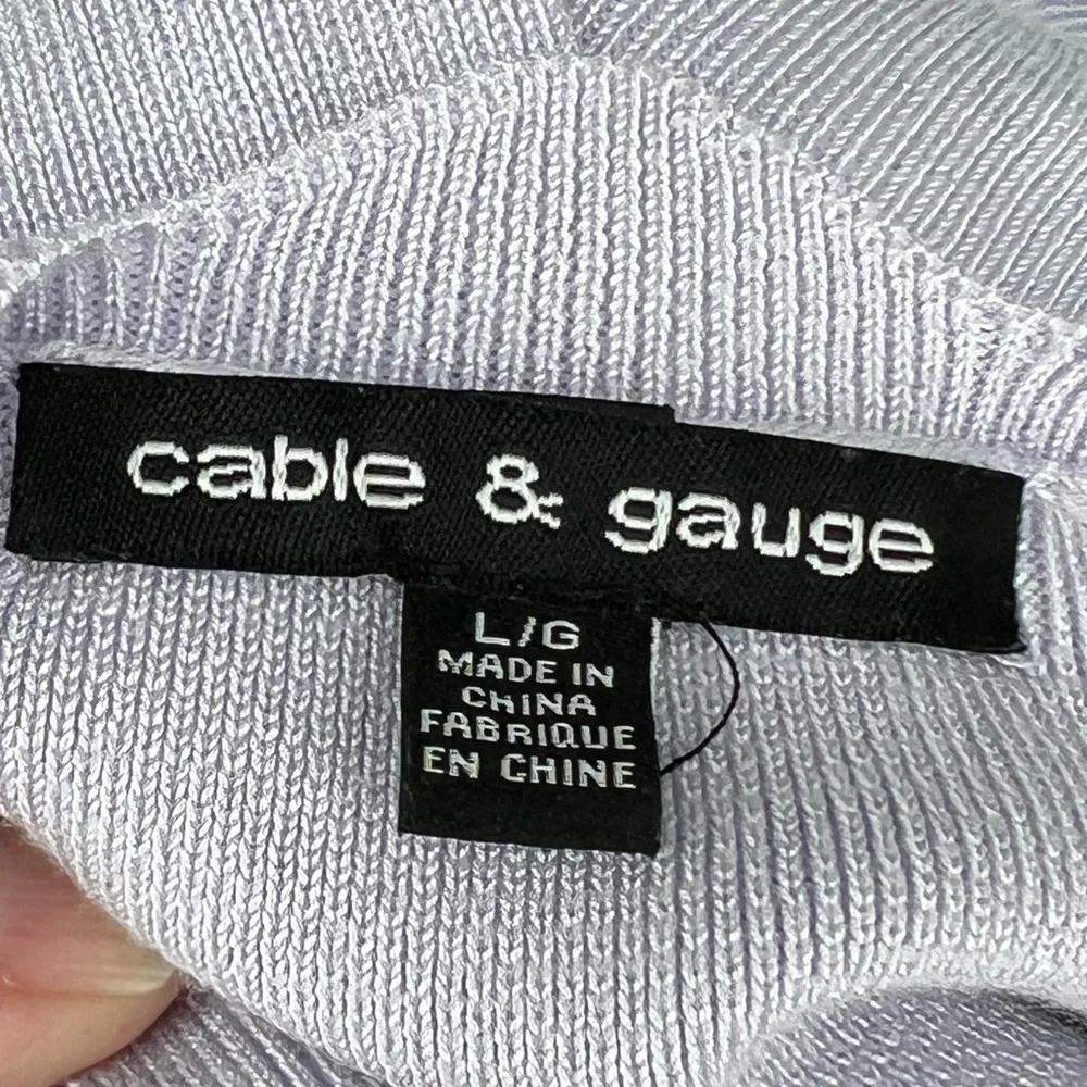 CABLE & GAUGE‎ SWEATER - Picture 10 of 11